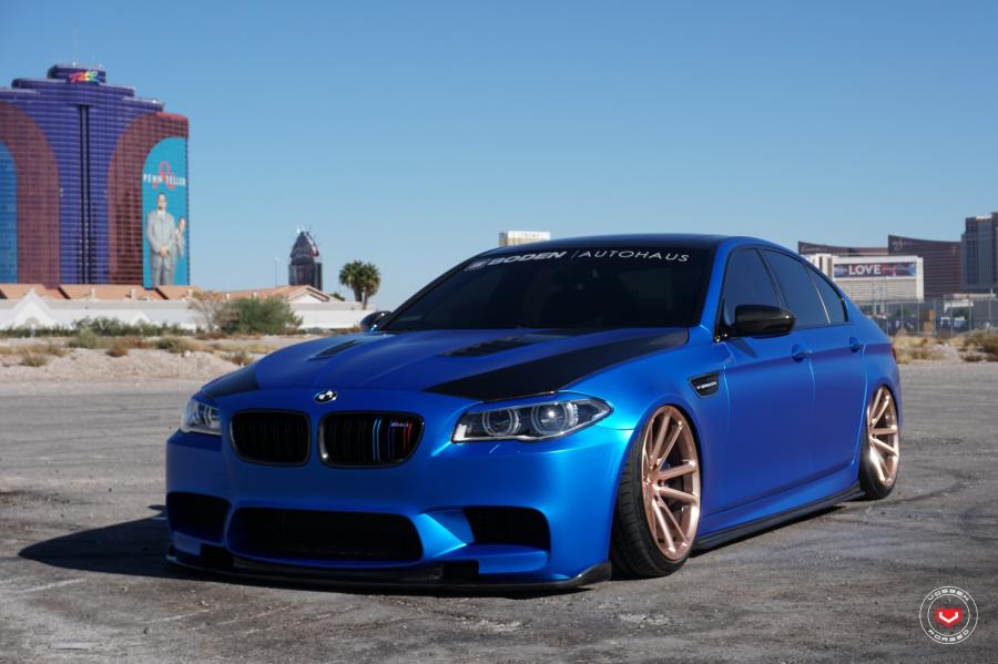  BMW M5 on Vossen Wheels (CG-203) 2017 года  (фото 23 из 24)